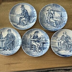 Vintage Delft set of 5 plates